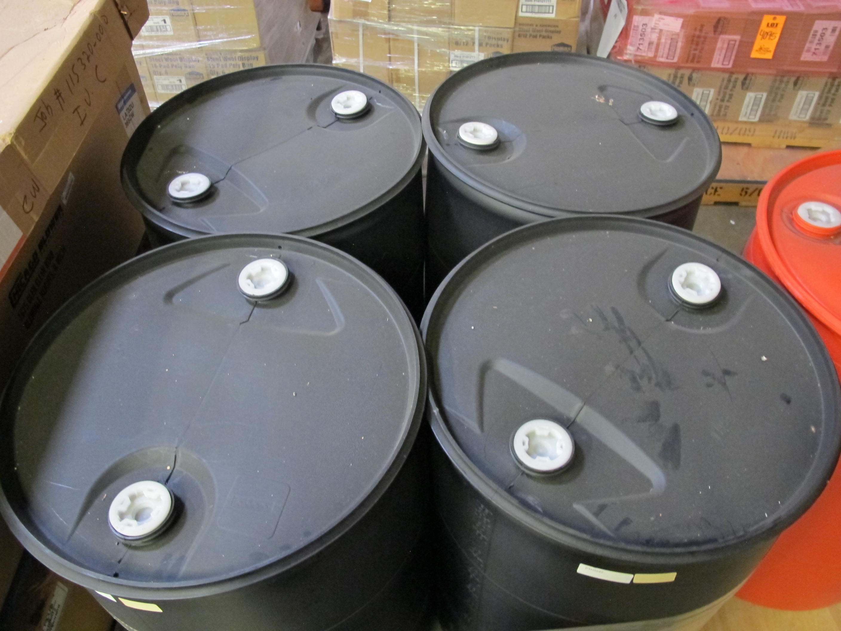 LOT TO INCLUDE: (2) DRUMS, STORAGE TYPE, 55 GALLON CAPACITY, HAZARDOUS WASTE REPACK/SHIPPING KIND, POLYETHYLENE MATERIAL. CLOSED HEAD. RED COLOR. 2" NPT OPENING AND 2" BUTTRESS OPENING WITH A 3/4" NPT CENTER REDUCER, (4) DRUM, STORAGE TYPE, 55 GALLON CAPACITY, HAZARDOUS WASTE REPACK/SHIPPING KIND, POLYETHYLENE MATERIAL. CLOSED HEAD. BLACK COLOR.2" NPT OPENING AND 2" BUTTRESS OPENING WITH A 3/4" NPT CENTER REDUCER. LOADING & HANDLING FEE $15-4092